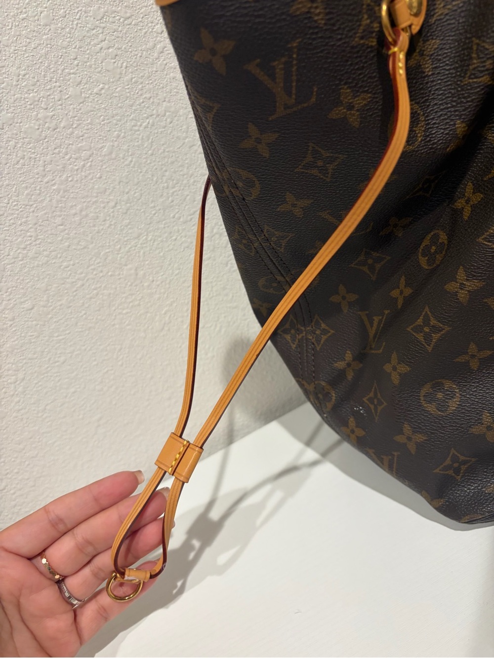 Louis Vuitton Brown Monogram Neverfull GM Tote - Picture 8 of 14